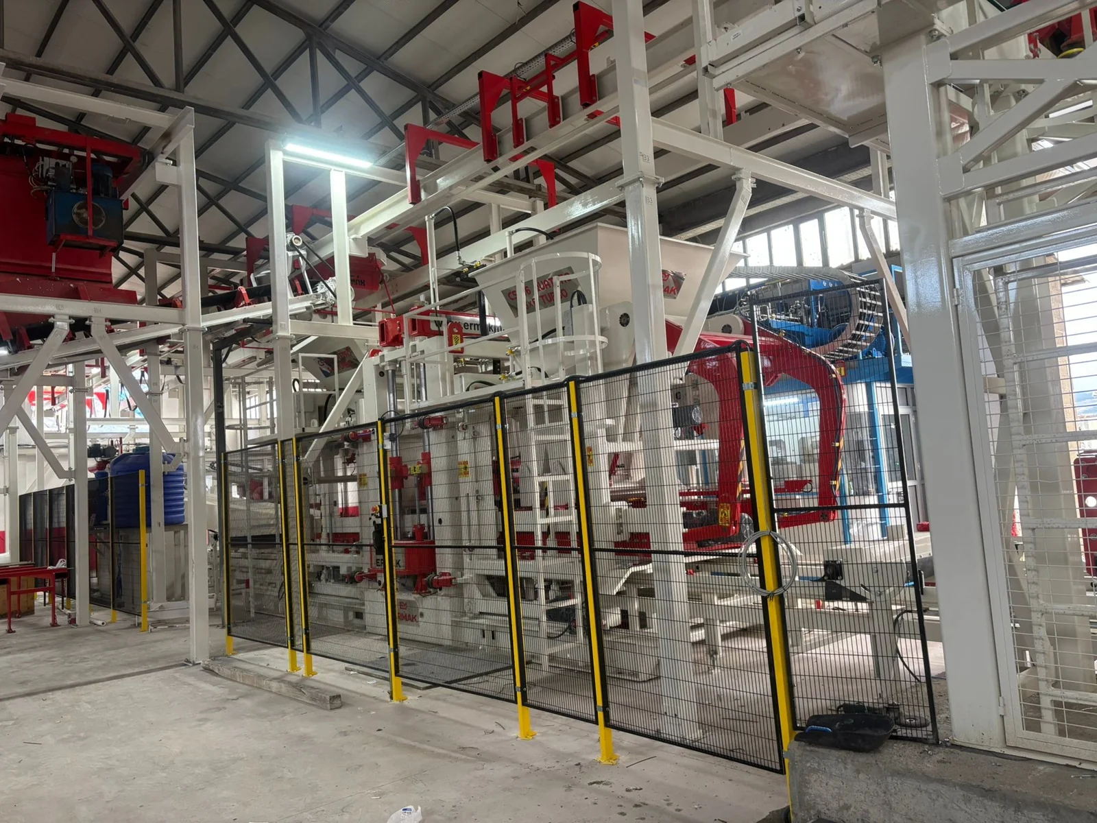 Ermak Makina | Turnkey Concrete Block Production Plant: Planning and Capacity